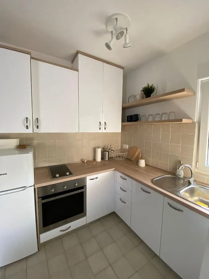 Apartment Tim Zadar 0*,
