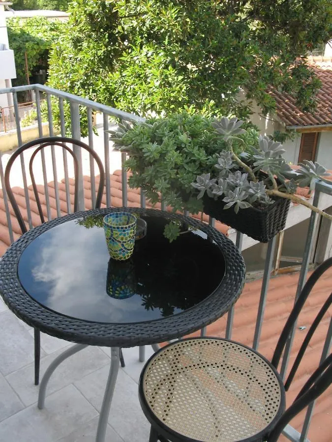 Apartment Tim Zadar 0*,  Croatia